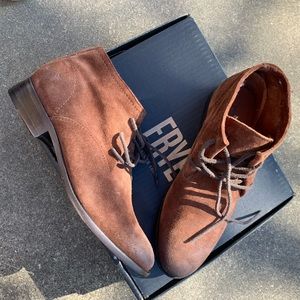 Frye Carly Chukka boots